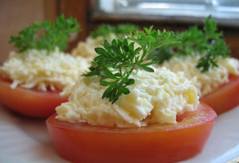 помидоры с сыром